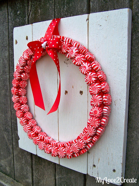 Easy DIY Peppermint Wreath, tutorial at MyLove2Create