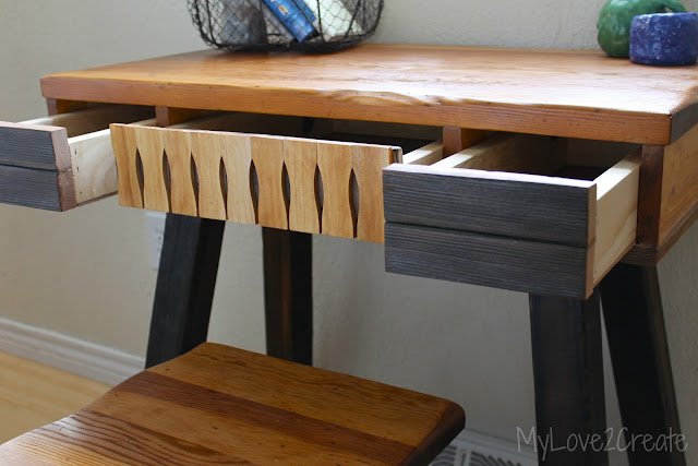 MyLove2Create, I turned an end table into a desk!