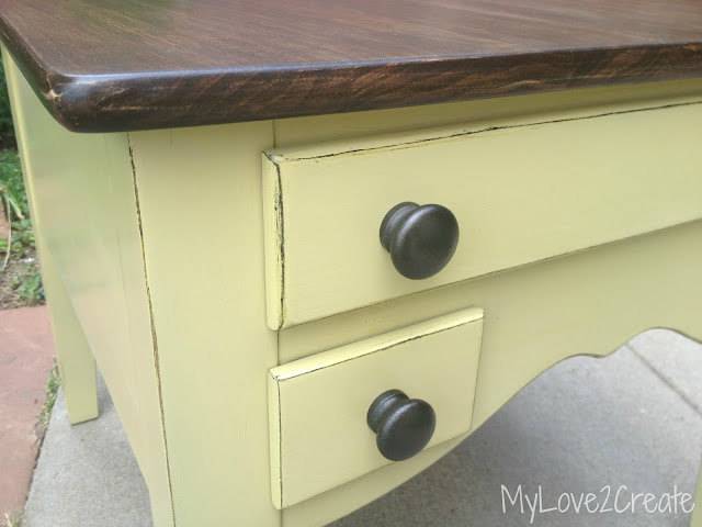 MyLove2Create, end table makeover