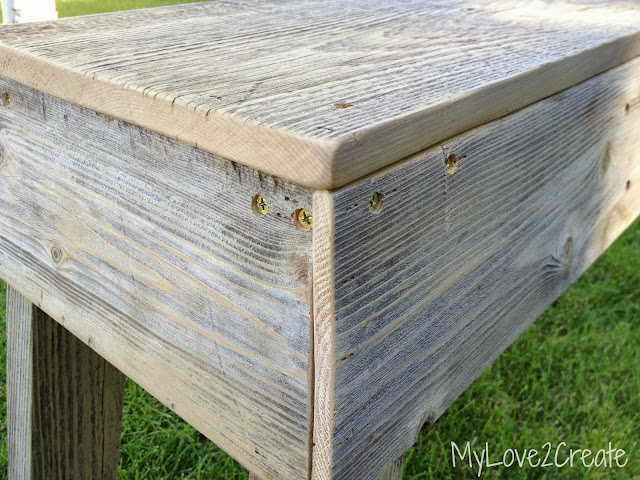 MyLove2Create, Old Fence Wood Bench