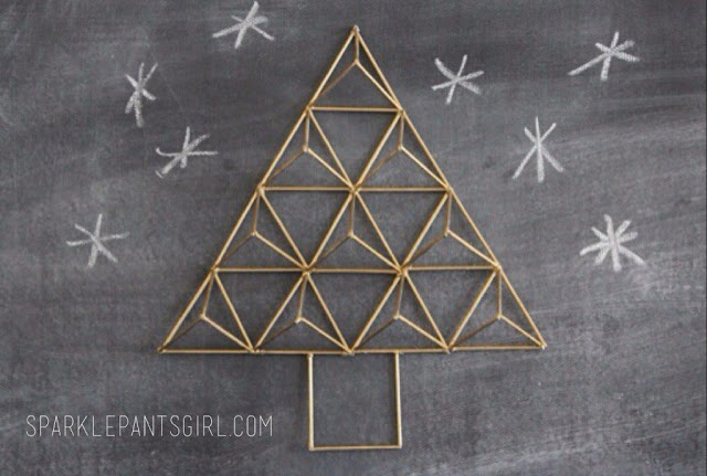 Geometric Christmas Tree Feature