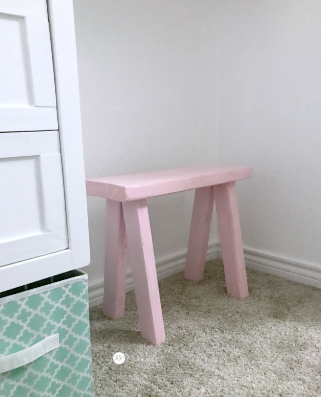 DIY Step stool, MyLove2Create